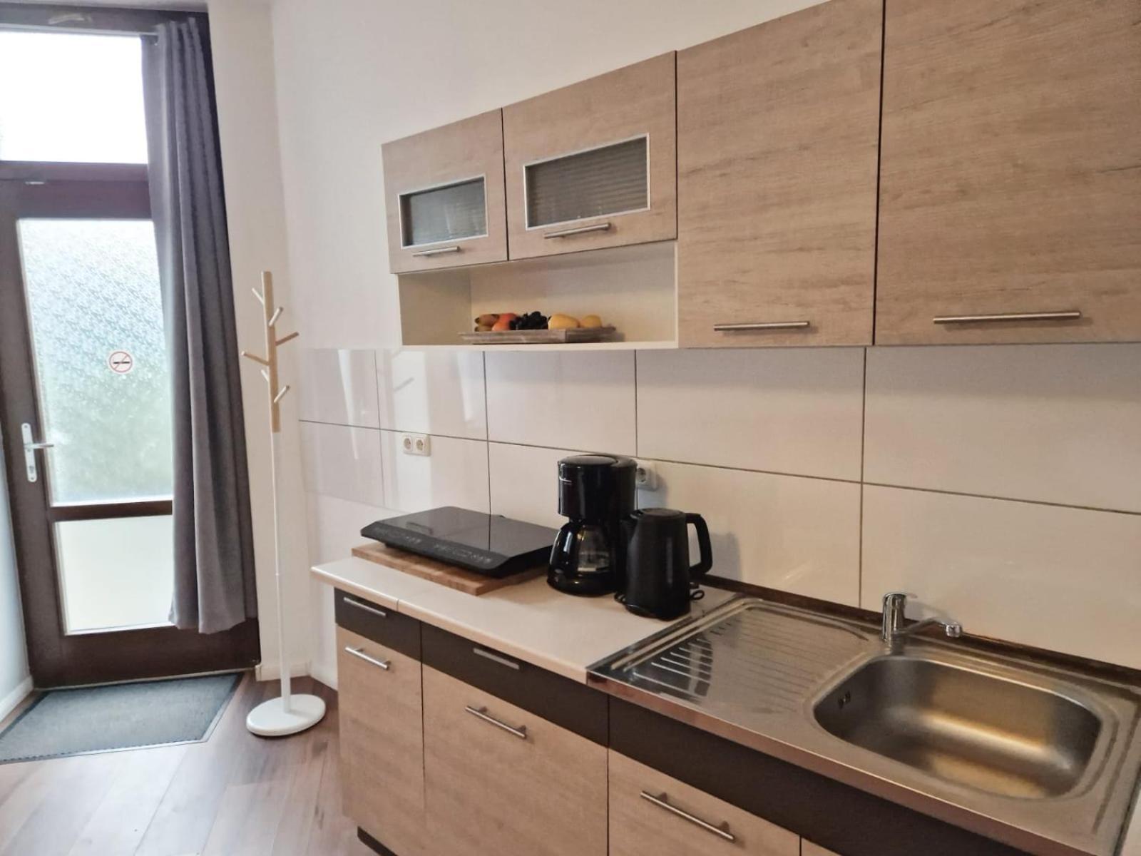 City Studio Apartment For 4, Near Sonnenallee ベルリン エクステリア 写真