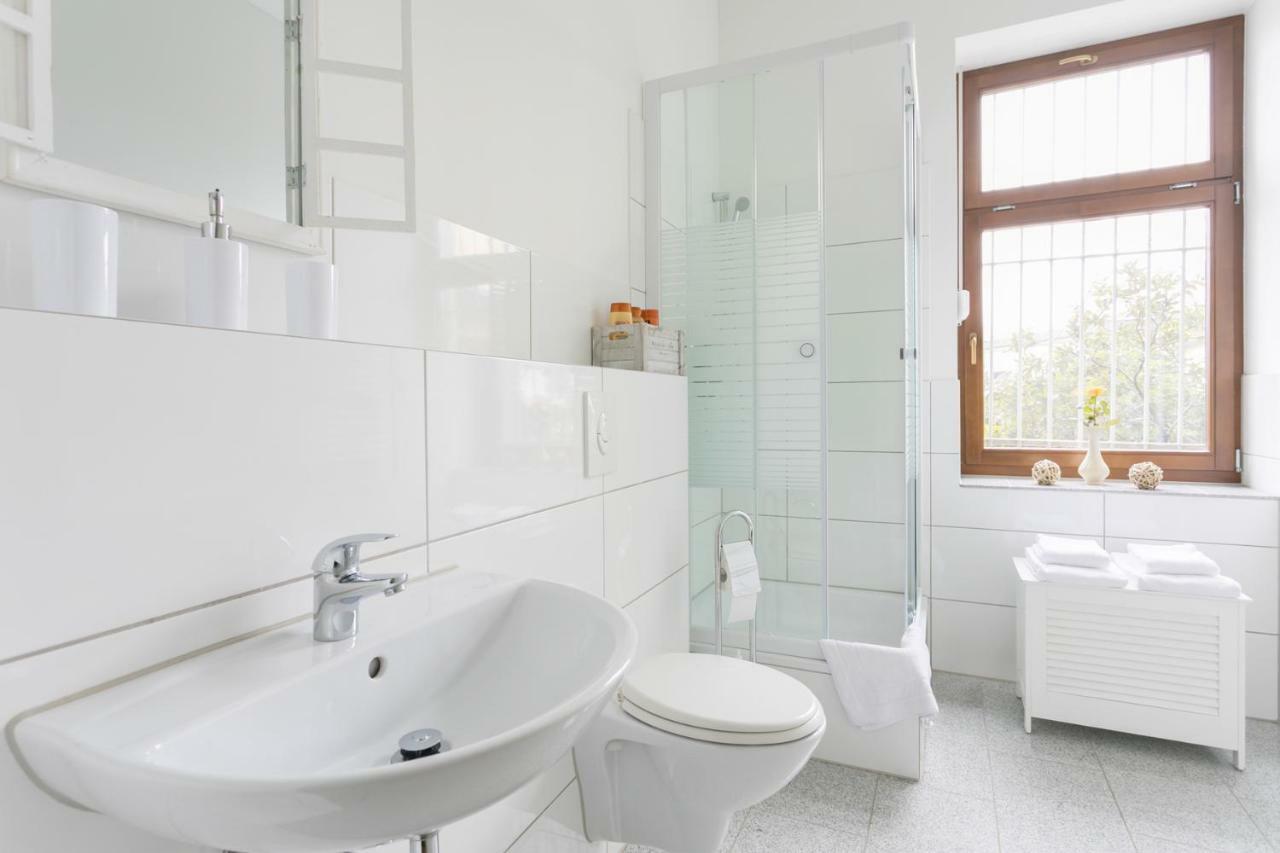 City Studio Apartment For 4, Near Sonnenallee ベルリン エクステリア 写真